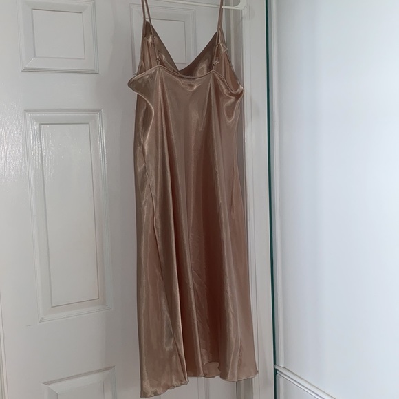 Size 8-12 Bebe Rose Gold dress (worn once) - Picture 7 of 7